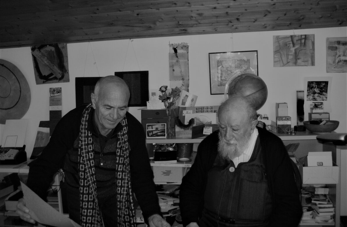 Michel Butor dans son bureau avec l'artiste Youl, Lucinges, 2010 ©Youl