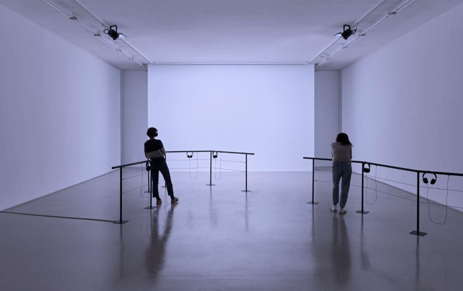 Vue de l'exposition monographique Fond d'air, IAC Villeurbanne-Rhône-Alpes, 2023 ©ThomasLannes